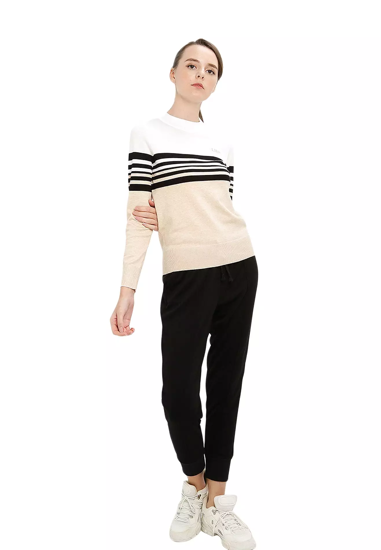 ELLE Active Round Neck Knit Sweater