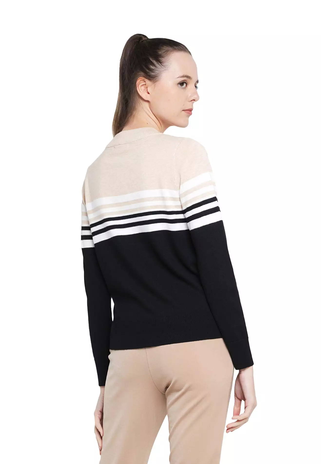 ELLE Active Round Neck Knit Sweater