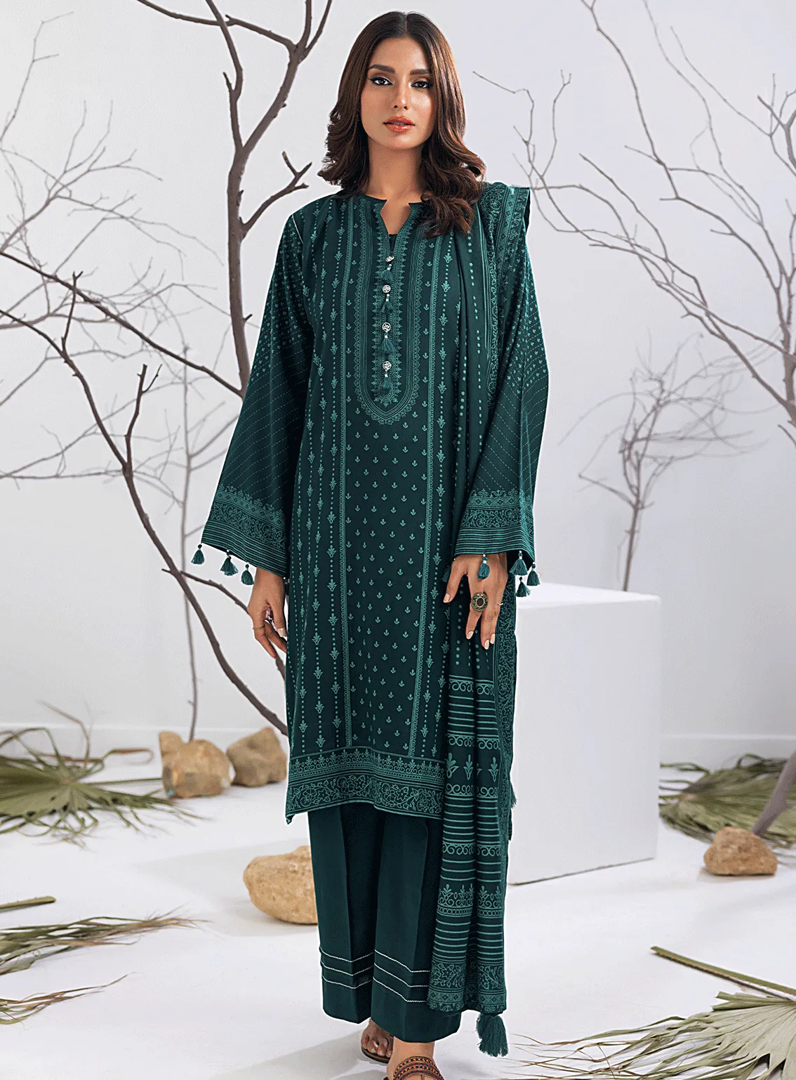 Lakhany Printed Cashmi Vool Unstitched 3 Piece Suit - LSM23CV LG-SR-0153-B