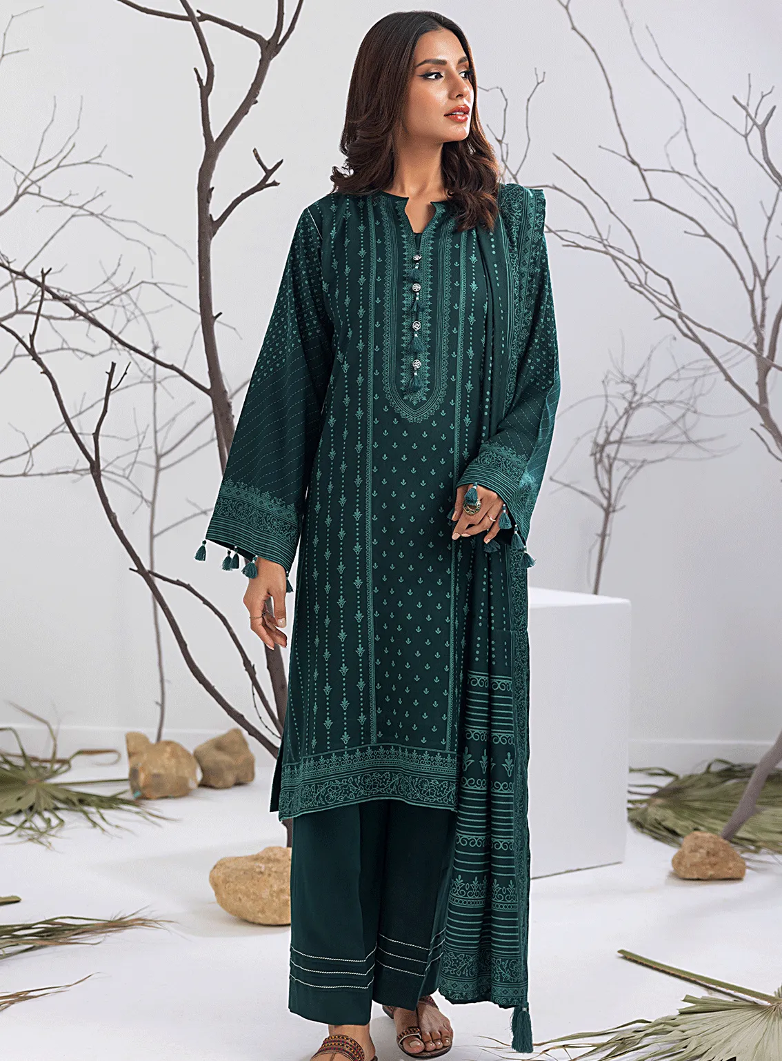 Lakhany Printed Cashmi Vool Unstitched 3 Piece Suit - LSM23CV LG-SR-0153-B