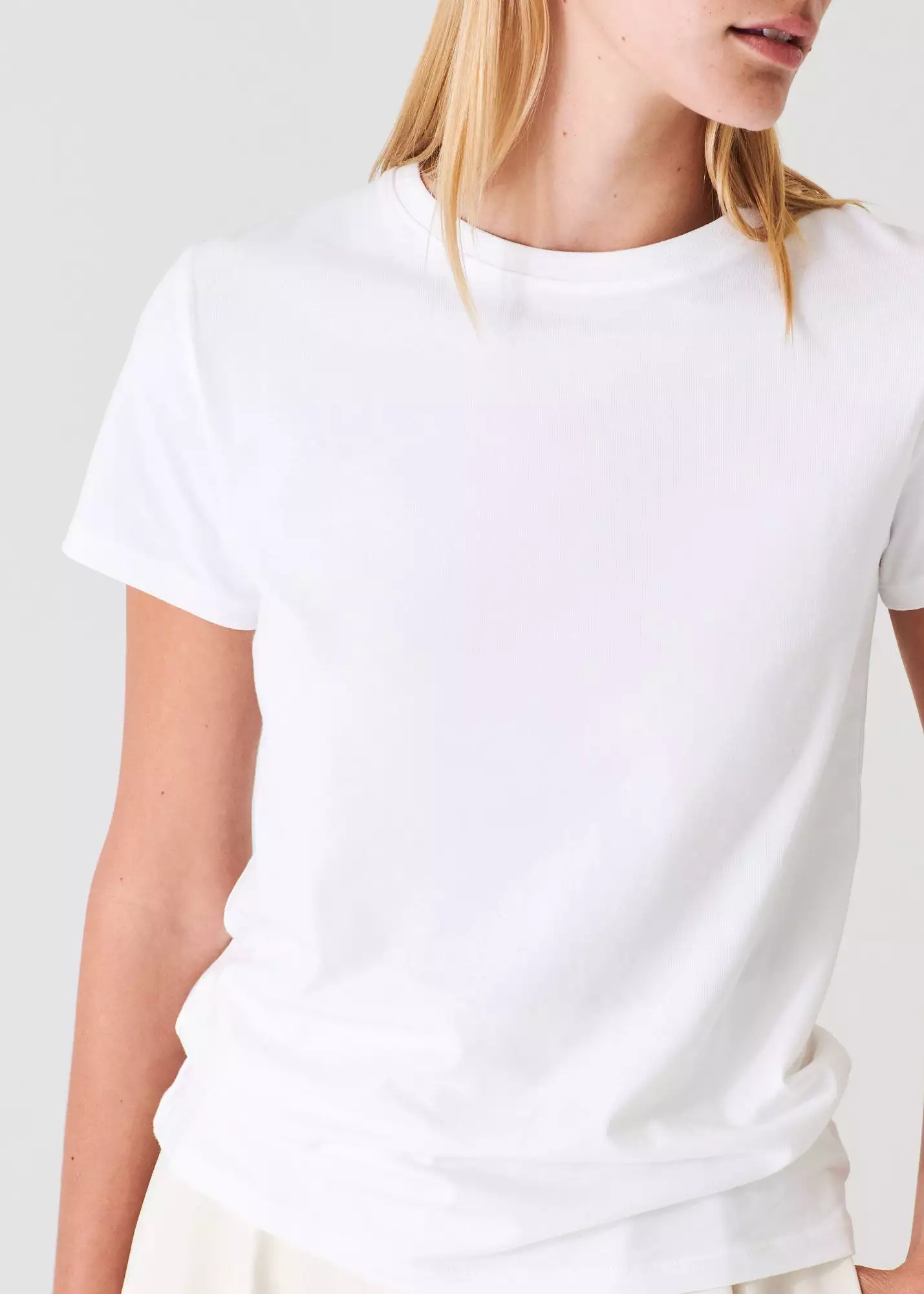 PIMA COTTON STRETCH SLIM T-SHIRT