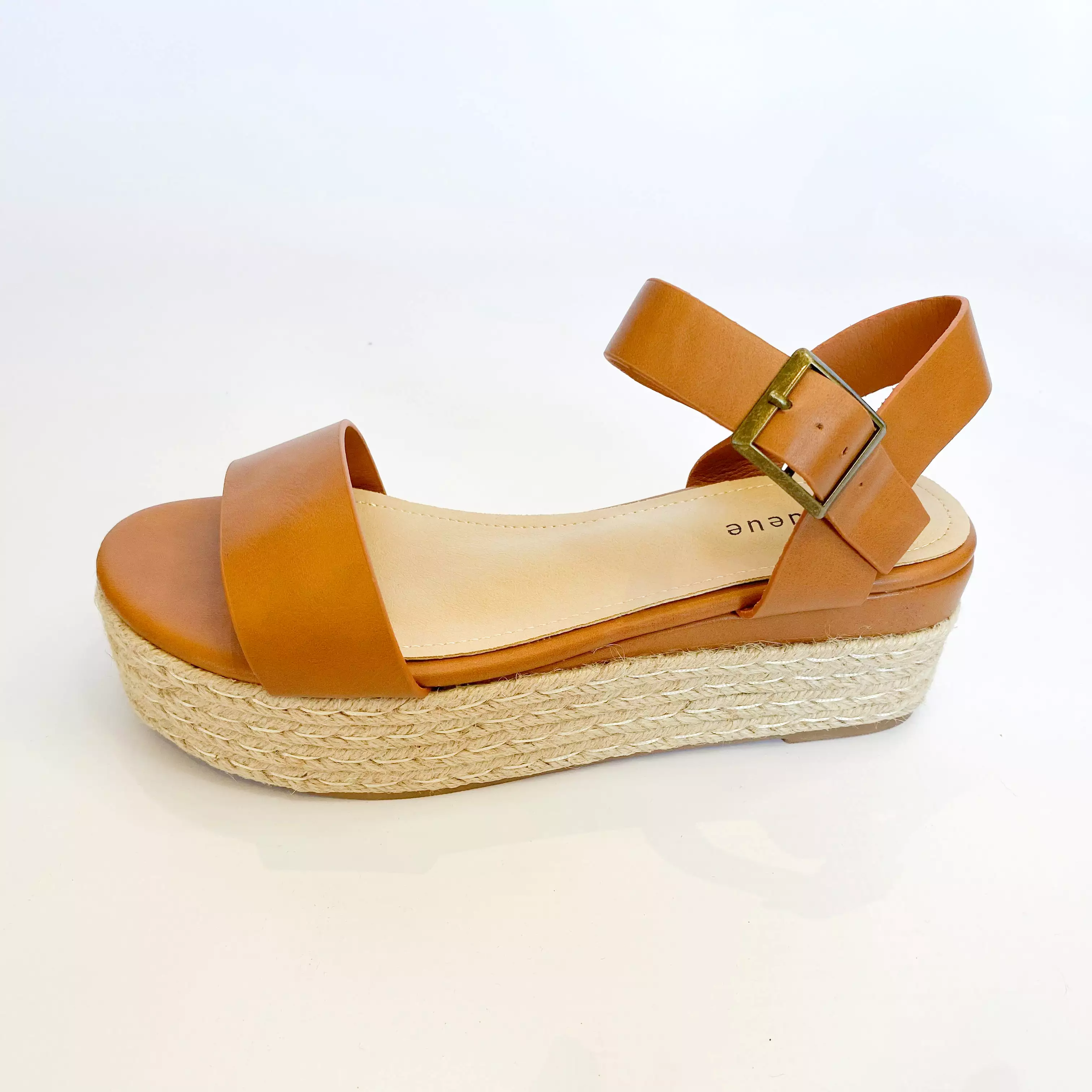 Queue tan platform wedge