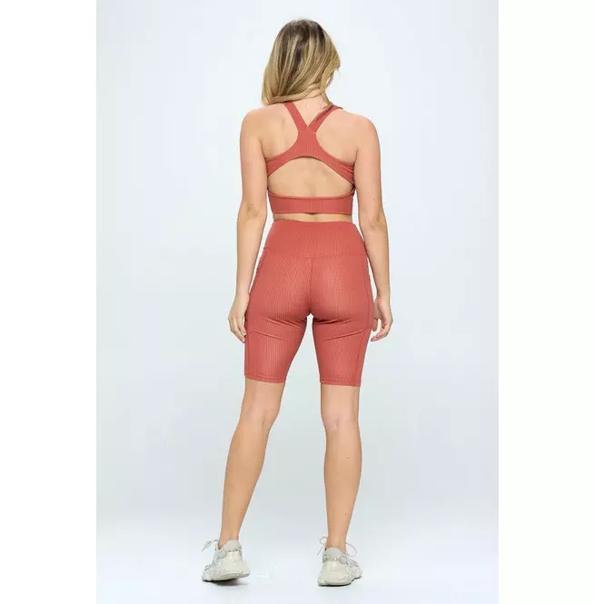 Women's Gingham Print Activewear Set - Gym Wear